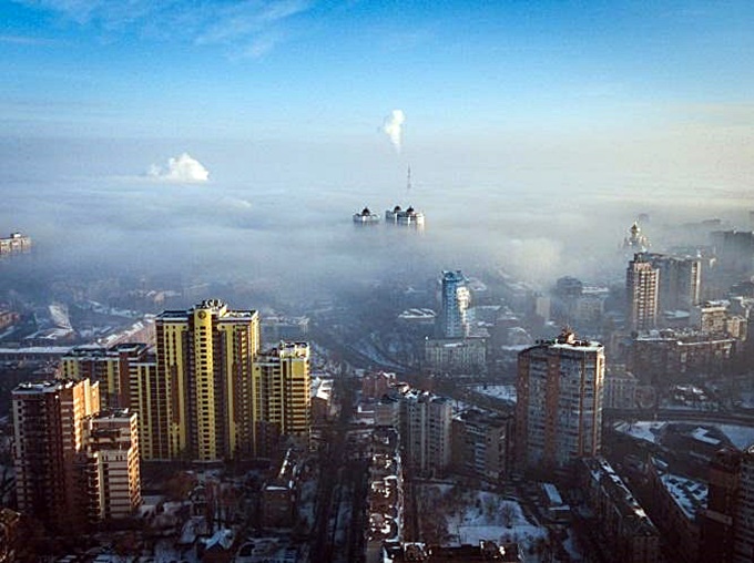 Самые загрязненные микрорайоны Киева смог над Киевом
