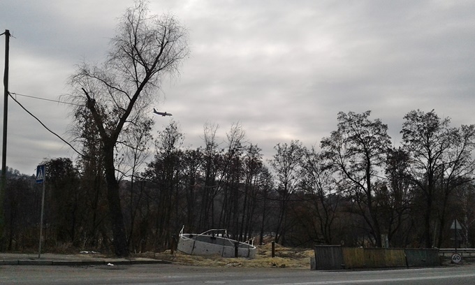 ЖК Совские пруды вид из окон на самолеты