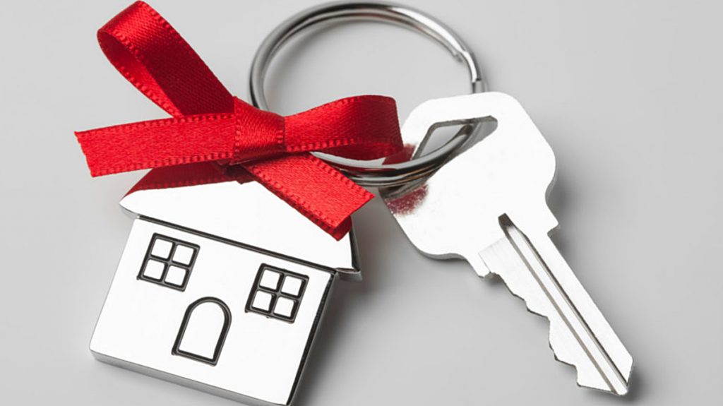 Передача прав собственности и ключей от квартир
