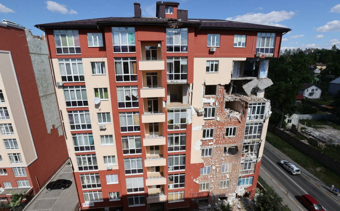 Ірпінь пошкоджений будинок по вул. Мечникова